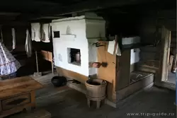 Кижи, русская печь в доме Щепина