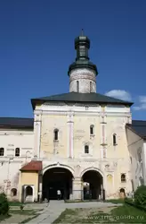 Святые врата в Кирилло-Белозерском монастыре