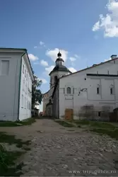 Улочка монастыря