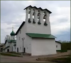Храм Успения Божией Матери у Парома в Пскове