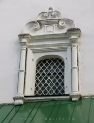 Псков, окно с наличниками, Троицкой собор