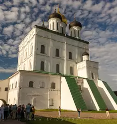 Свято-Троицкий кафедральный собор — главный храм Пскова