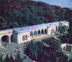 Академическая галерея, Пятигорск (бывший Елизаветинский источник)