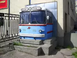 Кабина троллейбуса ЗиУ-5 на территории депо № 1, ул. Суворова, 122