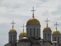 Купола Успенского собора во Владимире