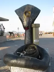 памятник на морвокзале  (Одесса 2013)