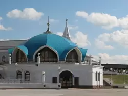 Служебное здание у мечети Кул-Шариф
