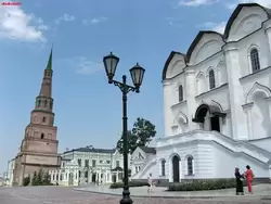 Башня Сююмбике и Благовещенский собор в Казани