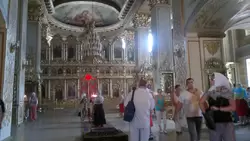Интерьер собора Иконы Грузинской Божией Матери
