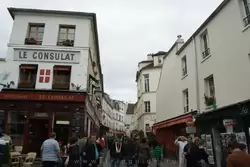 Туристические кафе и магазины на Монмартре