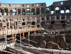 Внутри Римского  колизея