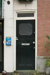Самый маленький дом в Амстердаме — Сингел 7 (<span lang=nl>Singel 7</span>)