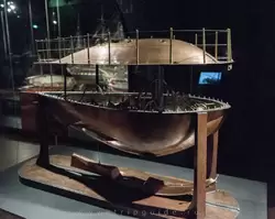 Модель подводной лодки — Antoine Lipkens and Olke Uhlenbeck, Voorburg, 1835-1840.  Из-за отсутствия финансирования эта модель так и не была построена в натуральную величину