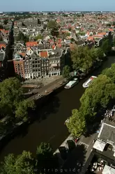 Пейзаж со старинными домиками в Амстердаме