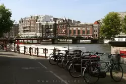 Набережная Амстела и отель Европа