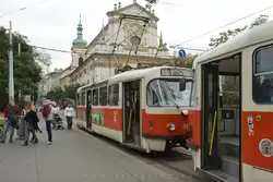 Трамваи и старинные авто в Праге, фото 1