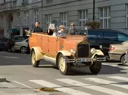 Трамваи и старинные авто в Праге, фото 22