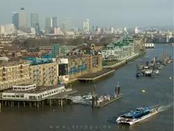 Вид на деловой район Canary Wharf (Кэнэри Уорф)
