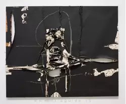 «Картина 150» Manolo Millares (Manolo Millares) — картина из ткани с использованием строгих цветов изображает гомункула — человека в примитивном состоянии