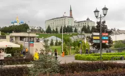 Кремлевская набережная, вид на кремль