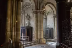 Церковь Сен-Жермен-де-Пре в Париже