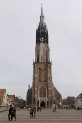 Башня Новой церкви имеет высоту 109 метров