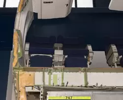 Боинг 747 — кресла у окна