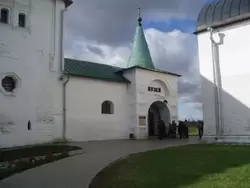 Суздальский кремль, вход в палаты князя