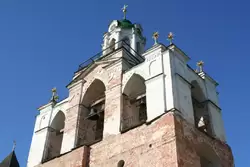 Колокольня Спасо-Преображенского монастыря в Ярославле