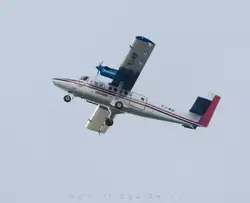 Самолет De Havilland Canada DHC-6-300 Twin Otter авиакомпании WinAir, бортовой номер PJ-WIP