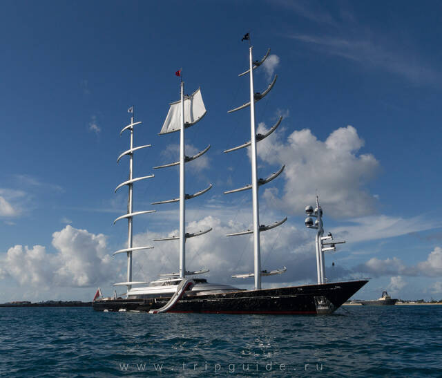Парусная яхта «Мальтийский Сокол» («Maltese Falcon»)