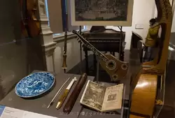 Музыкальные инструменты в Музее Виктории и Альберта в Лондоне
