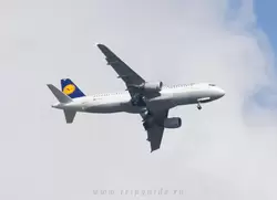 Самолет Airbus A320-211 авиакомпании Lufthansa