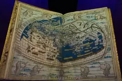 Карта Клавдия Птолемея 2-го века, напечатанная и раскрашенная на пергаменте в 1482 году Линартом Холлом (<span lang=nl>Lienhart Holle</span>) в Ульме