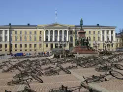 Достопримечательности Хельсинки: памятник Александру II и Сенатская площадь