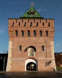 Достопримечательности Нижнего Новгорода: Дмитриевская башня