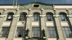 Фасад банка Рукавишниковых