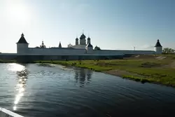 Макарьевский монастырь, вид от пристани