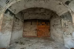 Роспись на воротах Макарьевского монастыря
