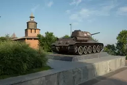 Танк Т-34 в Нижегородском кремле