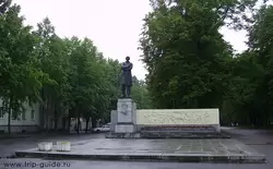 Ярославль, памятник Некрасову
