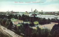 Сад Черное озеро в Казани
