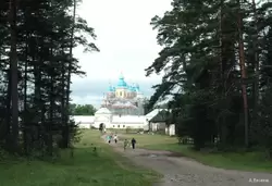 Центральная усадьба Коневского монастыря