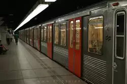 Поезда метро Амстердама