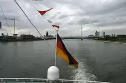 Река Рейн в районе Кёльна