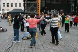 Танцы на Ратушной площади