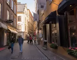 Вестерлонггатан — самая туристическая улица Старого города