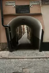 Переулок Стура Хупарегрянд (<span lang=sv>Stora Hoparegränd</span>)