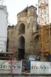 La tour Anneessens / Угловая башня — остатки крепостной стены