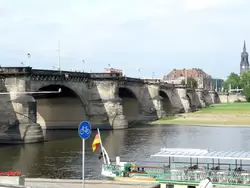 Эльба в Дрездене